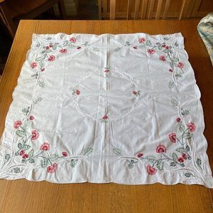 Vintage table cloth crewel or embroidered with inset crochet pointel lace Floral